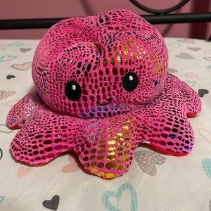 Pink reversible octopus